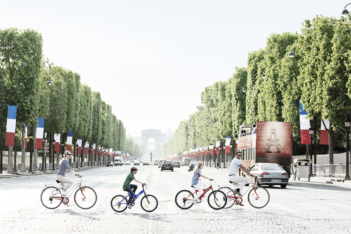 Cycle Paris, Champs-Elysées