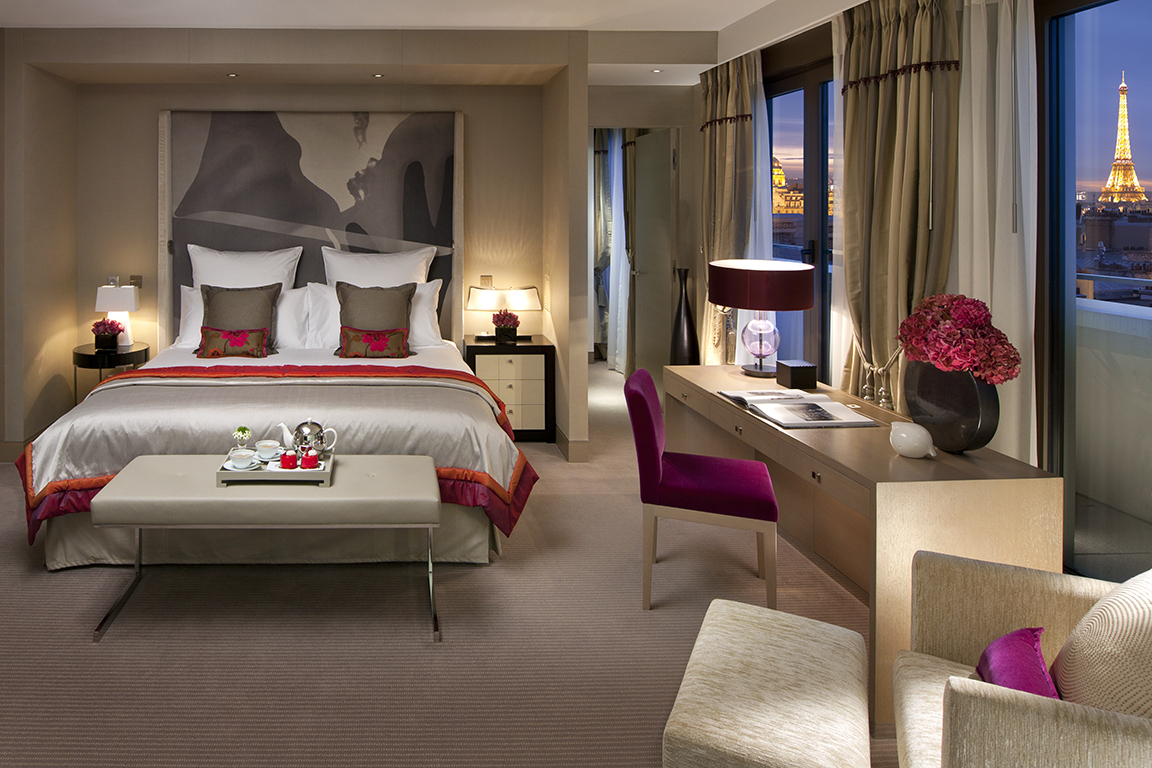 A bedroom of Mandarin Oriental Hotel Paris