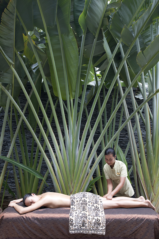 Luxurious massage at the Spa at Mandarin Oriental Sanya, Hainan Island, China